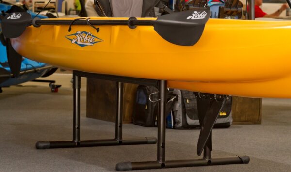 Floor stand-mirage kayak demo