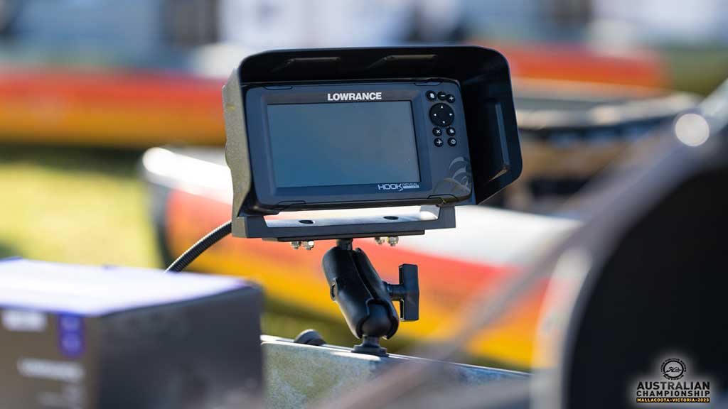 Lowrance Fish Finder